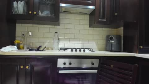 Heyheygrey online show from March 6, 8:48 pm