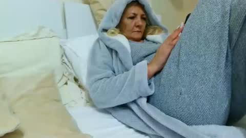 Heyheygrey online show from November 29, 12:13 am