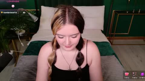 Amazing Mary  online show from September 24, 7:23 am