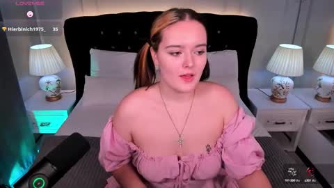 Amazing Mary  online show from September 25, 7:56 am