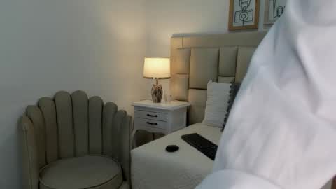 Snapshot of heysel_ chatting on March 1, 3:30 am heysel online show from March 1, 3:30 am