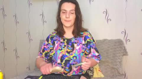 Heyy baddie online show from April 7, 1:06 am