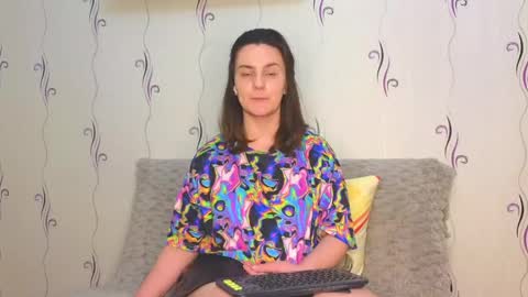 Heyy baddie online show from April 9, 6:19 am