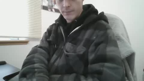 Snapshot of hghdea chatting on December 4, 9:18 am Highdea online show from December 4, 9:18 am