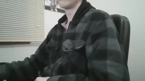 Snapshot of hghdea chatting on February 7, 12:20 am Highdea online show from February 7, 12:20 am