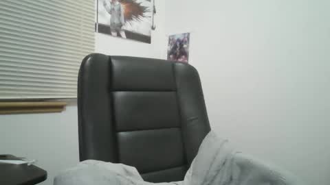 Snapshot of hghdea chatting on March 10, 1:34 am Highdea online show from March 10, 1:34 am