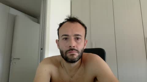 Snapshot of hhombre chatting on June 15, 7:43 am hhombre online show from June 15, 7:43 am