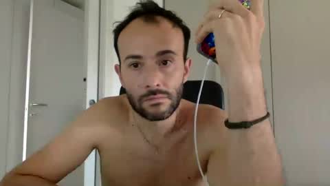 Snapshot of hhombre chatting on June 25, 12:09 pm hhombre online show from June 25, 12:09 pm