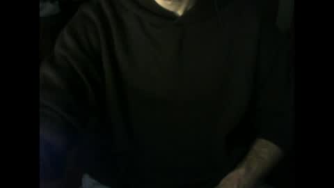 Snapshot of hi_im_v chatting on May 24, 12:59 am V online show from May 24, 12:59 am