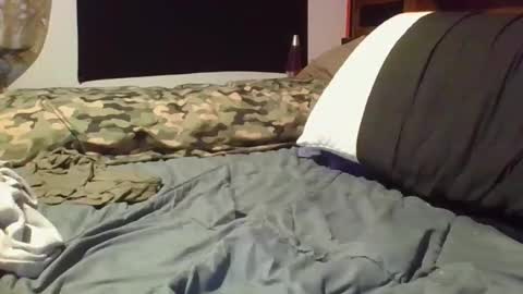 MR. Bation online show from December 21, 6:15 pm