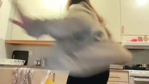 Snapshot of hichemlacoste333 chatting on November 12, 3:12 pm hichemlacoste333 online show from November 12, 3:12 pm