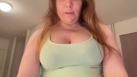 Snapshot of hichemlacoste333 chatting on November 26, 3:13 pm hichemlacoste333 online show from November 26, 3:13 pm