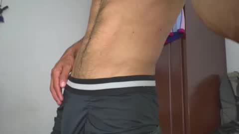 hideonbush online show from April 20, 3:31 am