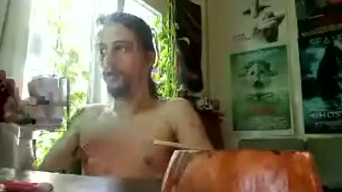 Snapshot of highandhell chatting on July 23, 9:29 am Highandhell online show from July 23, 9:29 am