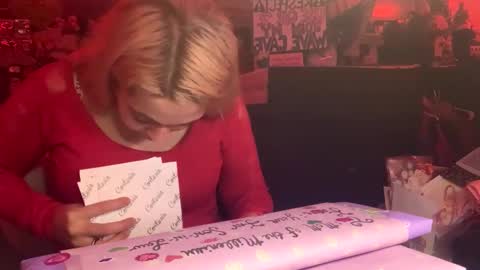 Snapshot of highnesscanna chatting on December 19, 12:34 pm HiGHNESS CANNA online show from December 19, 12:34 pm