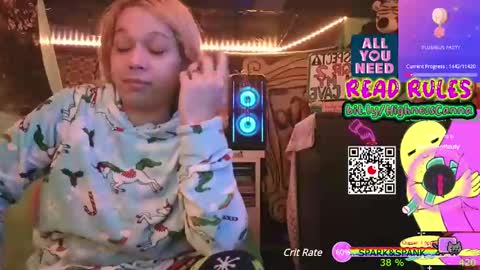 Snapshot of highnesscanna chatting on December 23, 2:45 am HiGHNESS CANNA online show from December 23, 2:45 am