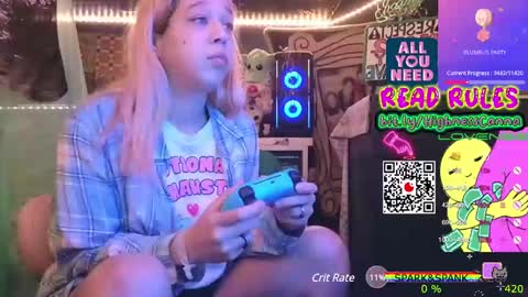 Snapshot of highnesscanna chatting on January 10, 7:35 am HiGHNESS CANNA online show from January 10, 7:35 am