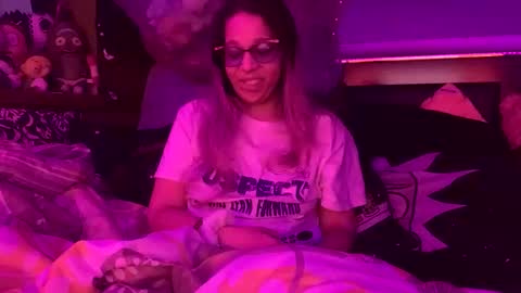 HiGHNESS CANNA online show from April 27, 7:17 am