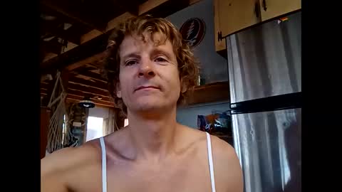 Snapshot of highpine chatting on February 20, 6:46 pm Highpine online show from February 20, 6:46 pm