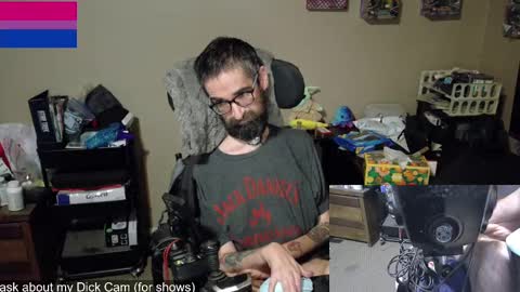 Snapshot of highpriest_belial chatting on December 17, 12:01 am James Belial online show from December 17, 12:01 am