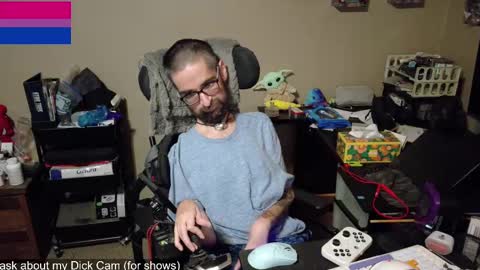 Snapshot of highpriest_belial chatting on December 26, 12:57 am James Belial online show from December 26, 12:57 am