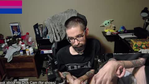 Snapshot of highpriest_belial chatting on January 6, 11:31 pm James Belial online show from January 6, 11:31 pm