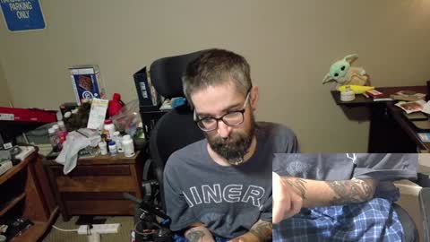 Snapshot of highpriest_belial chatting on January 29, 12:12 am James Belial online show from January 29, 12:12 am