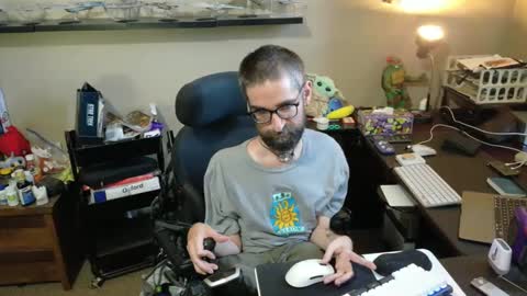 Snapshot of highpriest_belial chatting on October 1, 9:32 pm James Belial online show from October 1, 9:32 pm