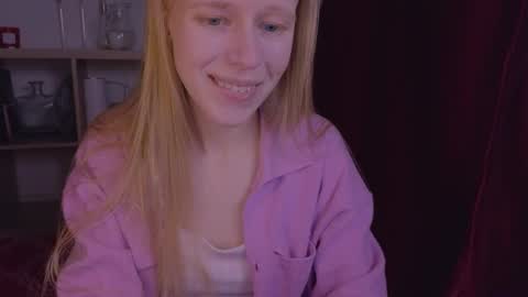 Chloe online show from February 3, 11:47 pm