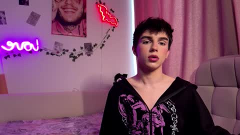 Snapshot of hiidear chatting on February 19, 9:38 am twinkvadusha online show from February 19, 9:38 am