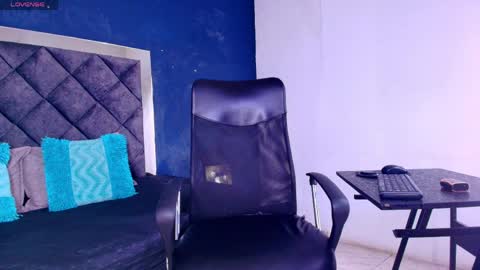 hilary banks online show from April 10, 6:29 am