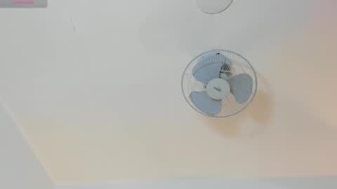 hilary_tailor online show from January 16, 5:50 pm