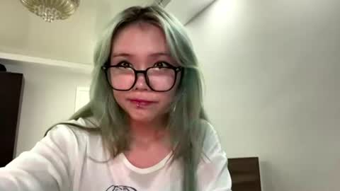 Snapshot of hildegardescore chatting on July 24, 9:51 am Kaori online show from July 24, 9:51 am
