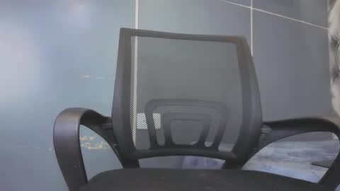 Snapshot of hillary_banks__ chatting on November 8, 4:56 am Hillary online show from November 8, 4:56 am