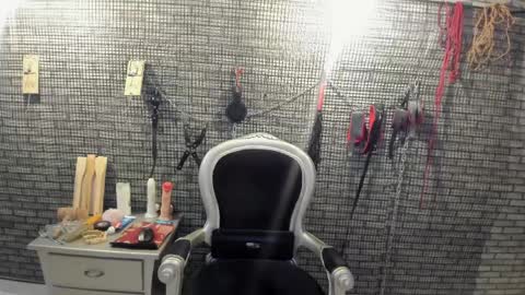 Hillary  online show from April 10, 10:53 am