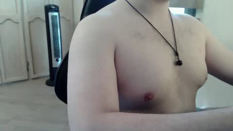 Himbo fox online show from June 21, 12:24 am