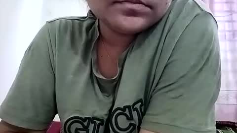 himuhimu22 online show from December 15, 6:39 am