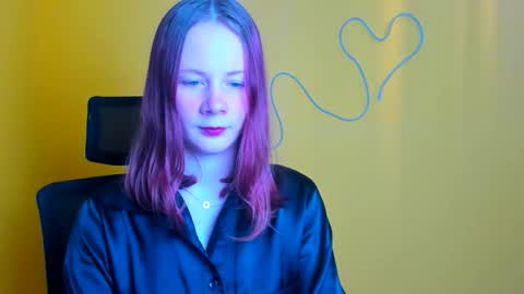 Hinata online show from April 2, 11:19 am