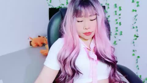 Snapshot of hinata1_chan chatting on May 2, 1:43 am Hinata online show from May 2, 1:43 am