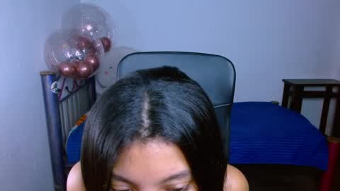 Snapshot of hinata_9 chatting on December 19, 4:08 am 0600AM-1100AM - online show from December 19, 4:08 am