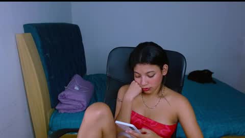 Snapshot of hinata_9 chatting on February 2, 10:08 pm 0600AM-1100AM - online show from February 2, 10:08 pm