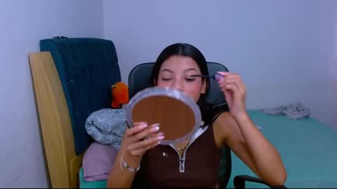 Snapshot of hinata_9 chatting on February 11, 8:14 pm 0600AM-1100AM - online show from February 11, 8:14 pm