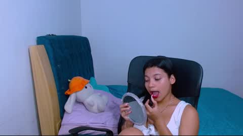 Snapshot of hinata_9 chatting on February 13, 8:05 pm 0600AM-1100AM - online show from February 13, 8:05 pm