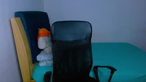 Snapshot of hinata_9 chatting on March 3, 2:01 pm 0600AM-1100AM - online show from March 3, 2:01 pm