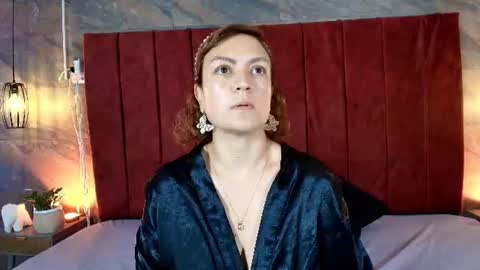 Snapshot of hinata_moonn chatting on June 24, 12:26 pm hinata_moonn online show from June 24, 12:26 pm