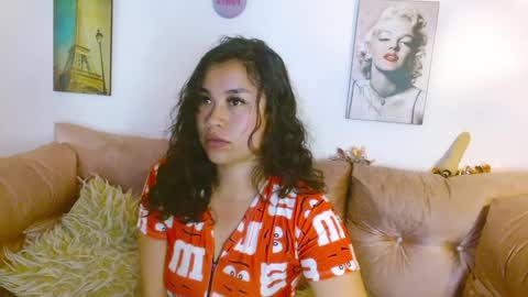 Snapshot of hinataleecs chatting on December 28, 7:11 am hinata lee online show from December 28, 7:11 am