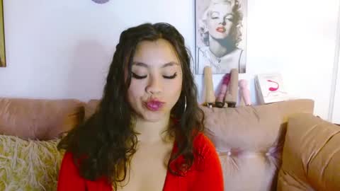 Snapshot of hinataleecs chatting on February 5, 7:29 am hinata lee online show from February 5, 7:29 am