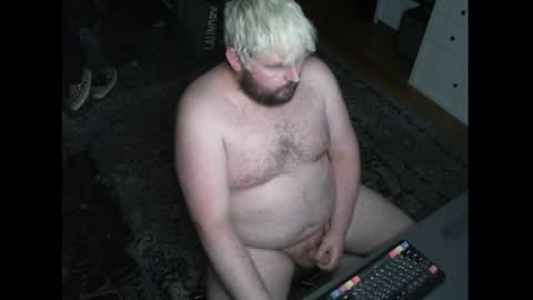 hipguy91 online show from May 23, 6:18 am