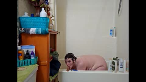 hippiesoul204 online show from December 7, 2:42 am