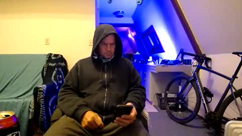 Hippie Jijm online show from March 4, 2:06 am